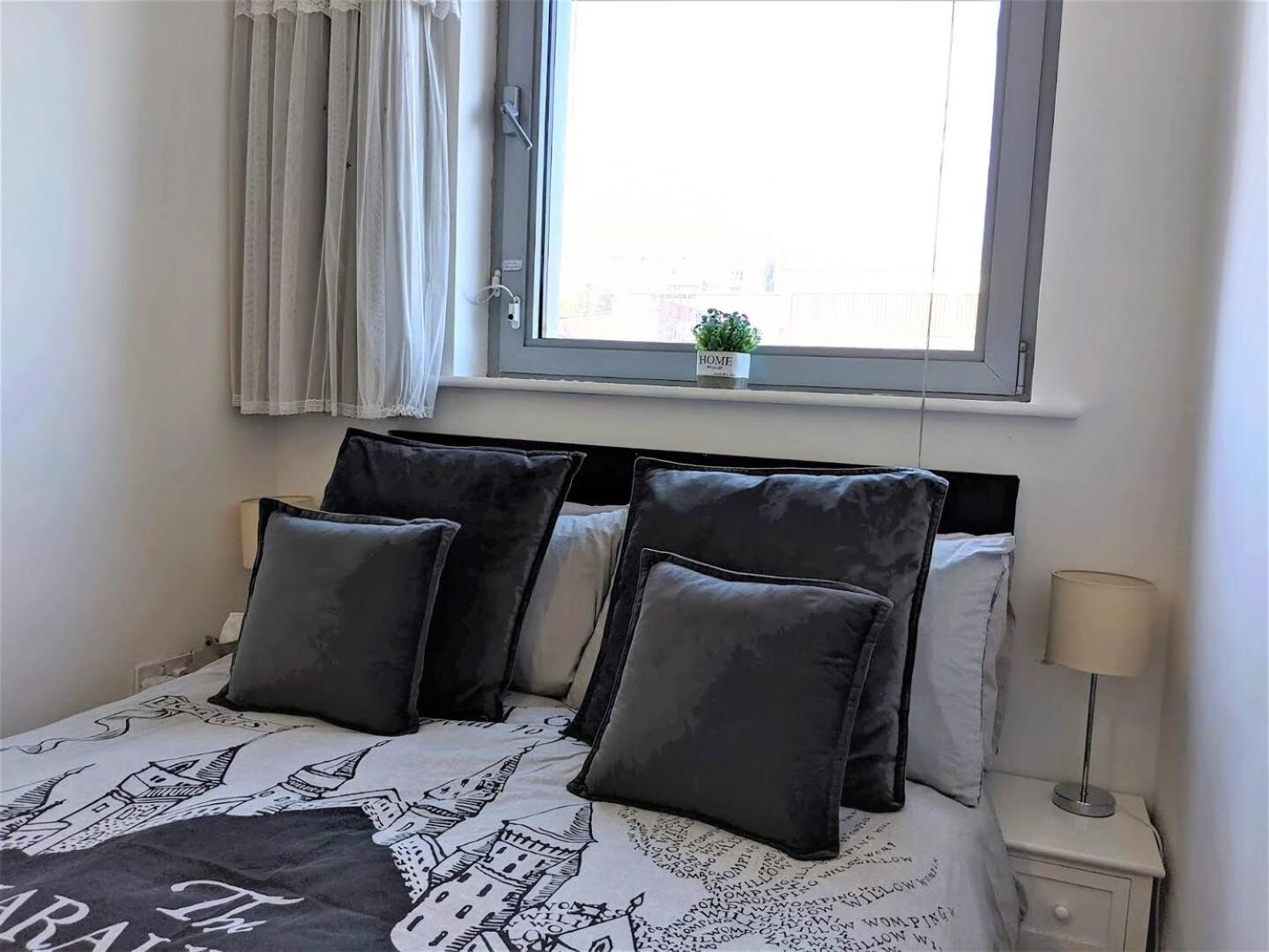 Lovely Guest Rooms In City Centre Liverpool Exterior foto